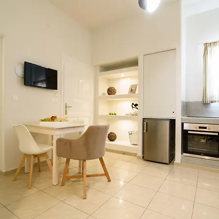 Апартаменты De_naxia *